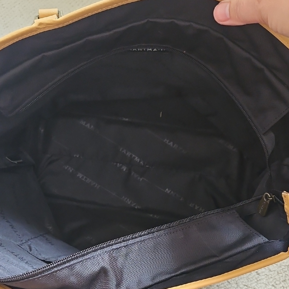 Hartmann Black and Tan Women's Tote Bag - Picture 6 of 6